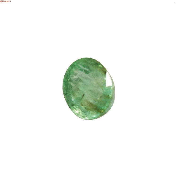 Emerald – Panna Medium Size ( Colombian )